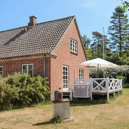 Awesome In Sams With 3 Bedrooms And Wifi Holiday home