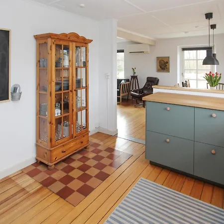 Awesome In Sams With 3 Bedrooms And Wifi *