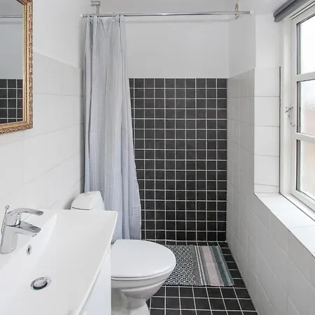 Awesome In Sams With 3 Bedrooms And Wifi Holiday home *